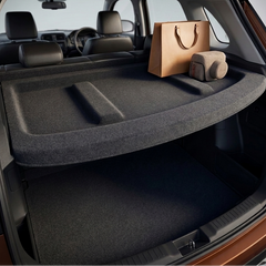 Harrier parcel tray 3