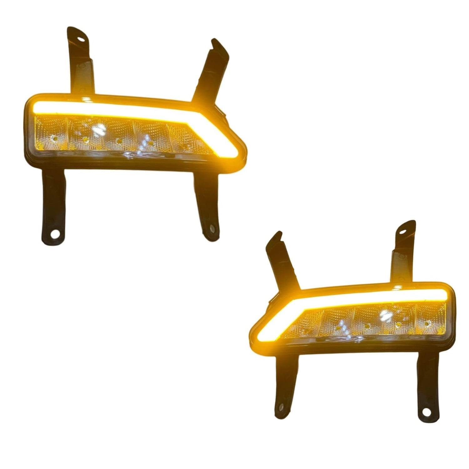 Matrix style Twin color DRL Fog Lamp pair with Built In LED | with Plug and Play wiring | For XUV700
